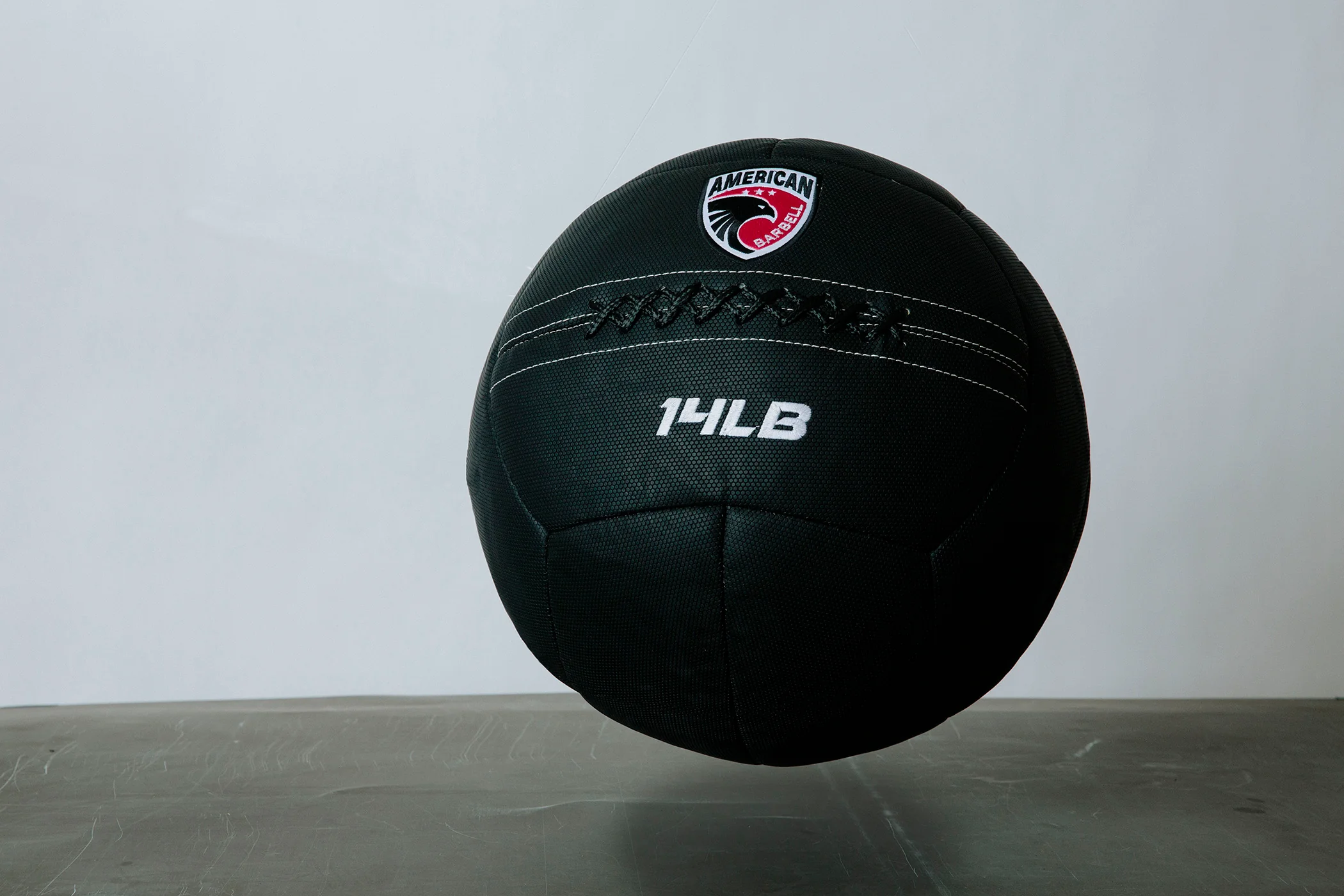 American Barbell Premium Honeycomb Wall Ball - Image 3