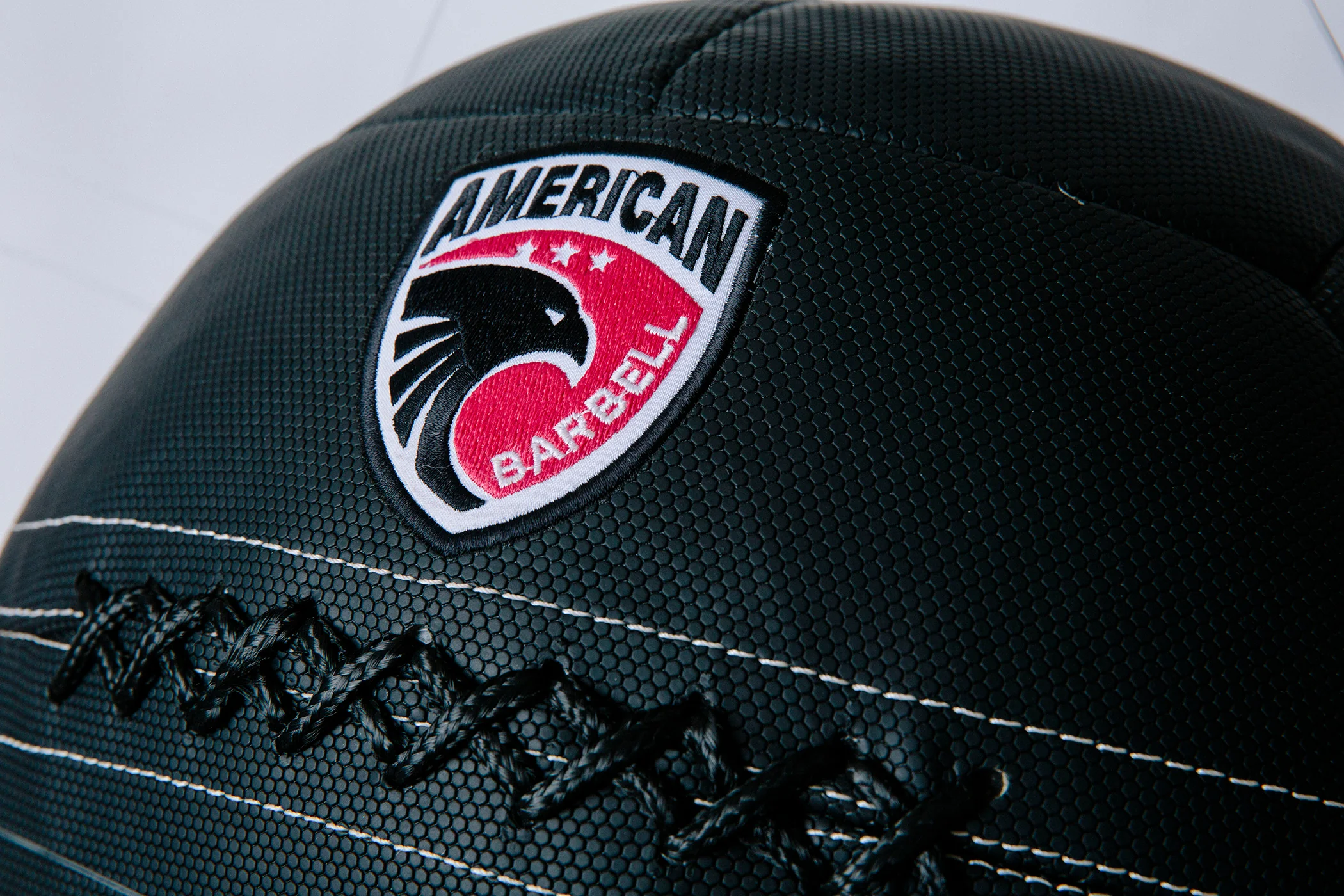 American Barbell Premium Honeycomb Wall Ball - Image 4